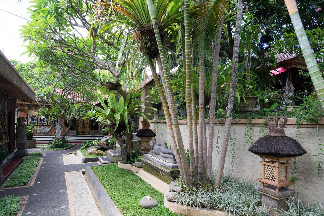Nuaja Balinese Guest House Ubud  Bagian luar foto