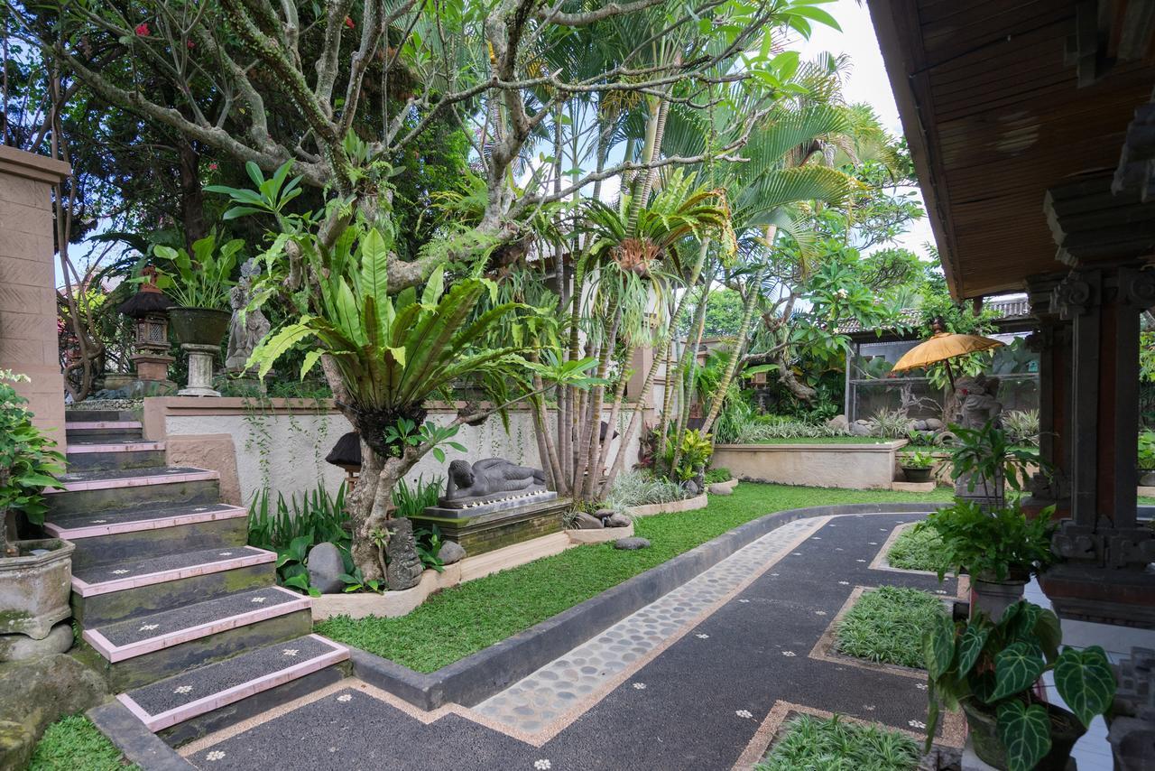 Nuaja Balinese Guest House Ubud  Bagian luar foto